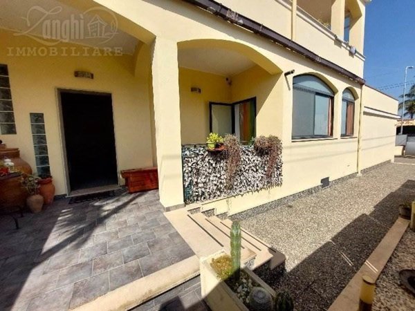 appartamento in vendita a Melilli in zona Città Giardino