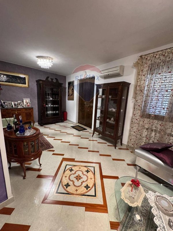 casa indipendente in vendita a Melilli