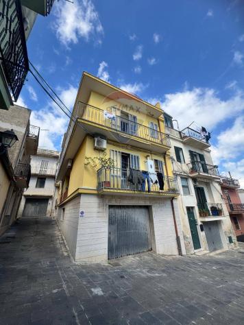 casa indipendente in vendita a Melilli