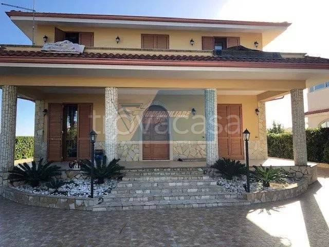 casa indipendente in vendita a Melilli in zona Città Giardino