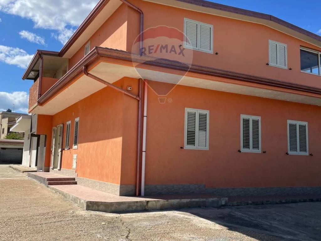 appartamento in vendita a Melilli in zona Città Giardino