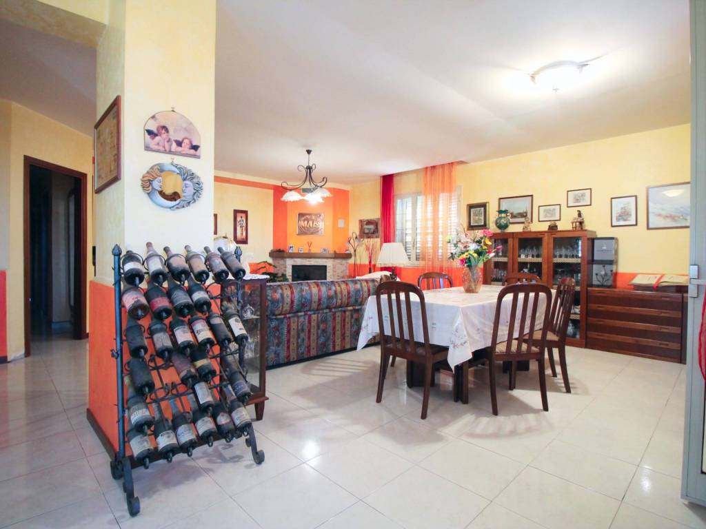 casa indipendente in vendita a Melilli in zona Città Giardino