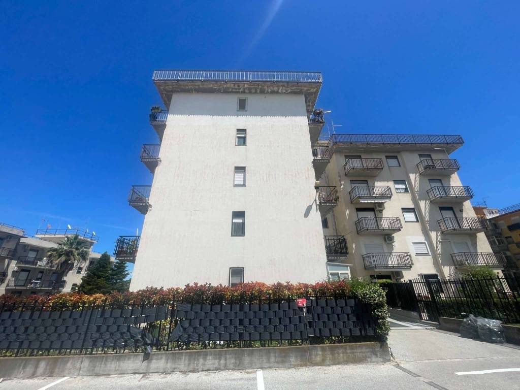 appartamento in vendita a Melilli in zona Villasmundo