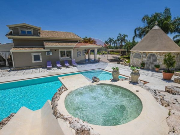 casa indipendente in vendita a Melilli in zona Villasmundo