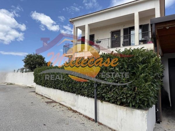 appartamento in vendita a Melilli in zona Città Giardino