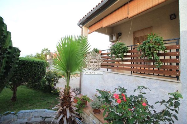 casa indipendente in vendita a Melilli in zona Città Giardino