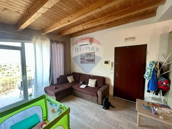 appartamento in vendita a Melilli in zona Città Giardino