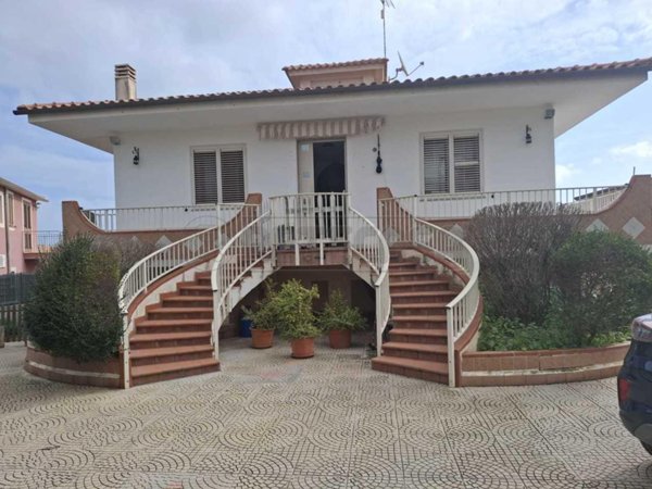 casa indipendente in vendita a Melilli