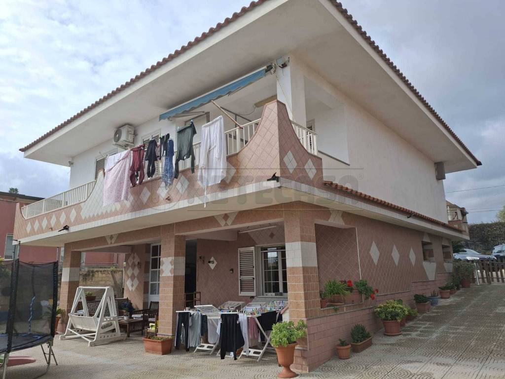casa indipendente in vendita a Melilli in zona Città Giardino