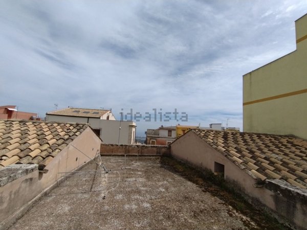 casa indipendente in vendita a Melilli