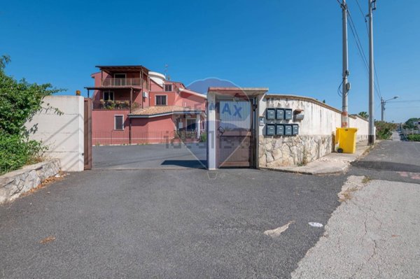 appartamento in vendita a Melilli in zona Città Giardino