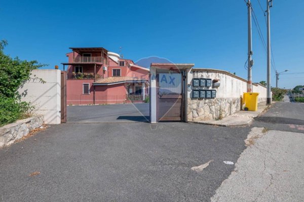 appartamento in vendita a Melilli in zona Città Giardino