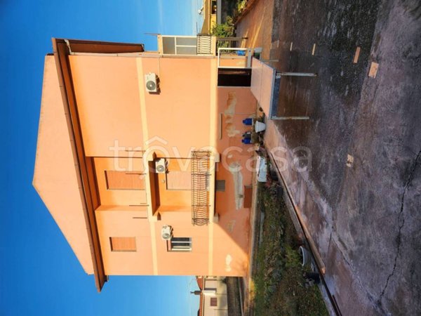 casa indipendente in vendita a Melilli in zona Città Giardino