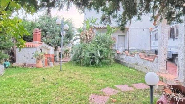 casa indipendente in vendita a Melilli