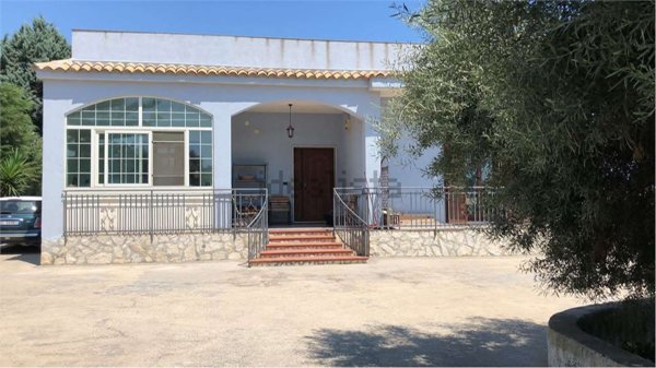 casa indipendente in vendita a Melilli in zona Città Giardino
