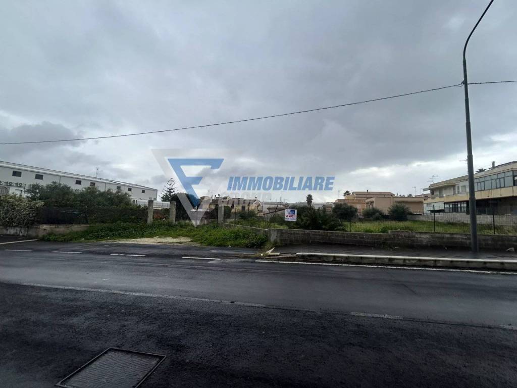 terreno edificabile in vendita a Melilli in zona Città Giardino
