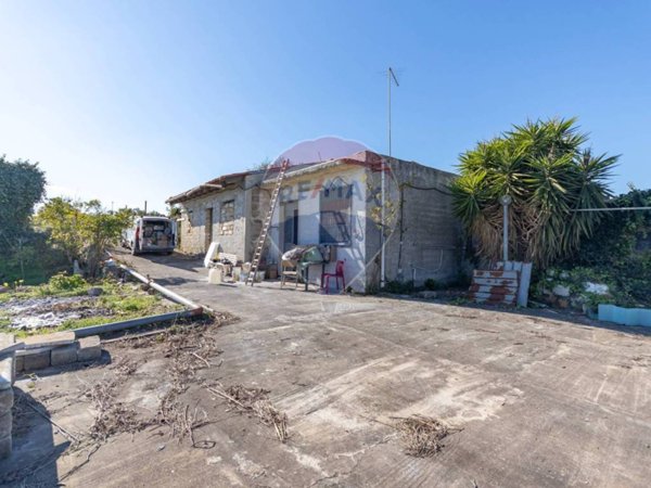 casa indipendente in vendita a Melilli in zona Villasmundo