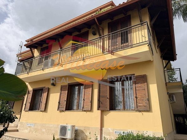 casa indipendente in vendita a Melilli in zona Città Giardino