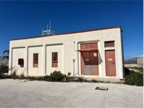 locale commerciale in vendita a Melilli in zona Villasmundo