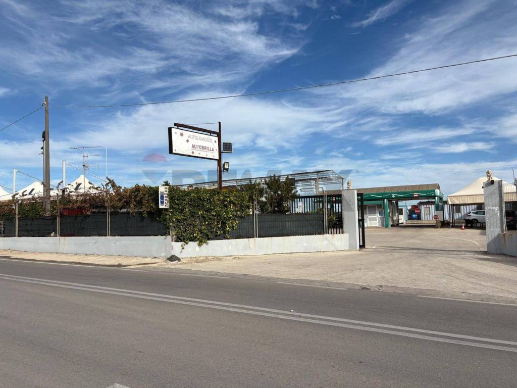 negozio in vendita a Melilli