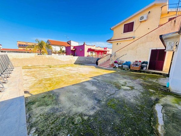 casa indipendente in vendita a Melilli in zona Città Giardino