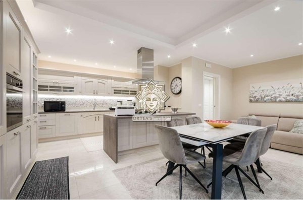 negozio in vendita a Melilli