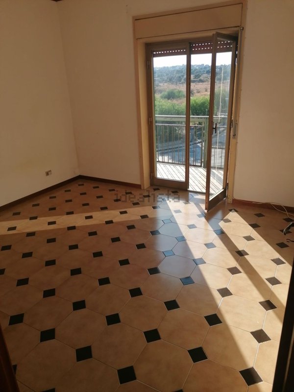 appartamento in vendita a Melilli in zona Villasmundo