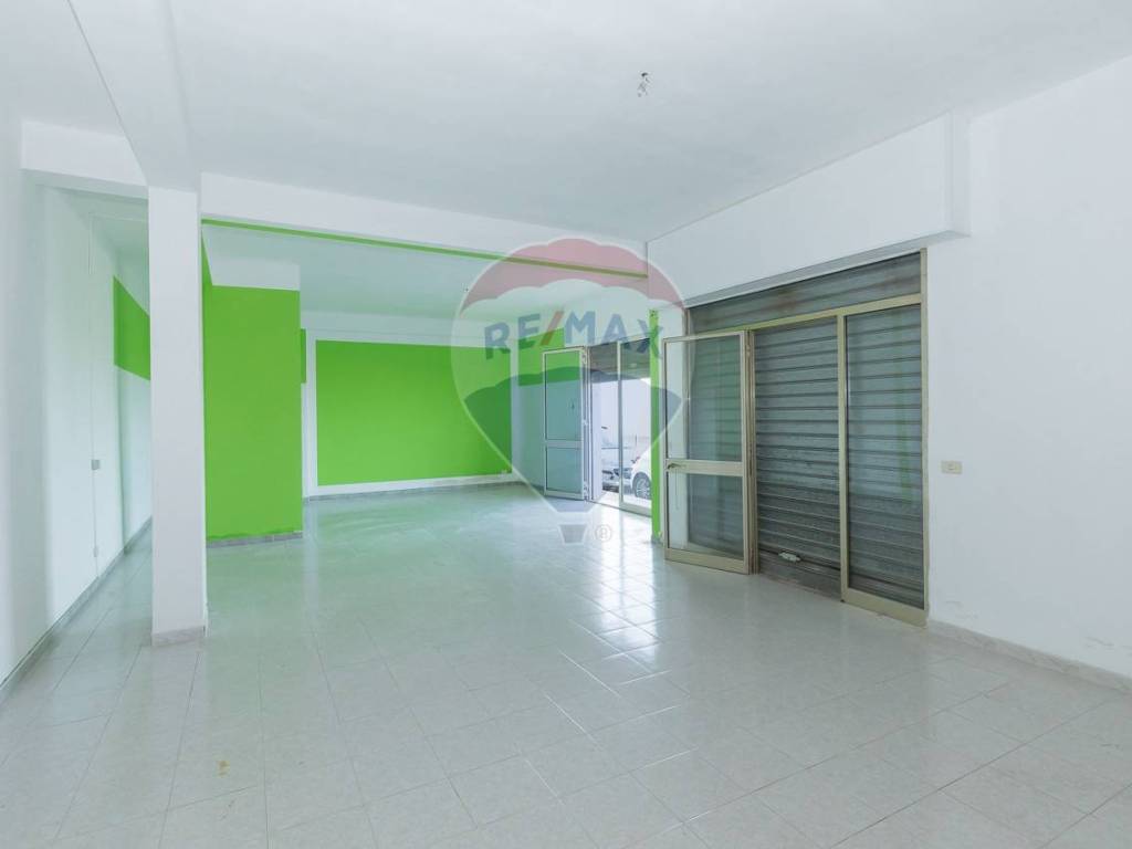 negozio in vendita a Melilli