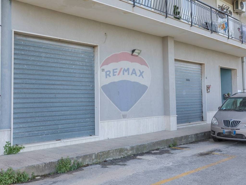 negozio in vendita a Melilli