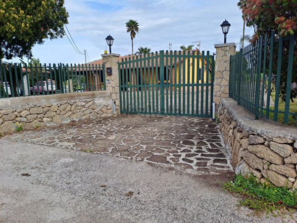 casa indipendente in vendita a Melilli in zona Villasmundo