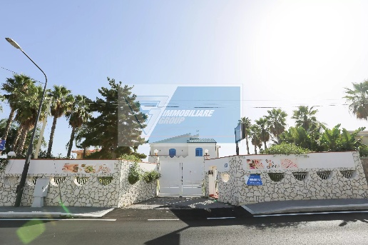 casa indipendente in vendita a Melilli in zona Città Giardino