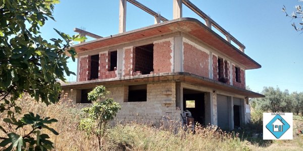 casa indipendente in vendita a Melilli
