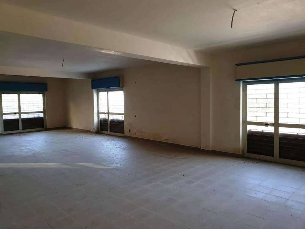 intera palazzina in vendita a Melilli