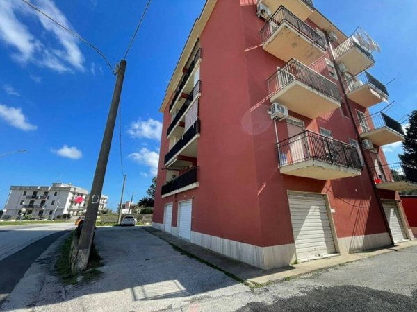 appartamento in vendita a Melilli in zona Villasmundo