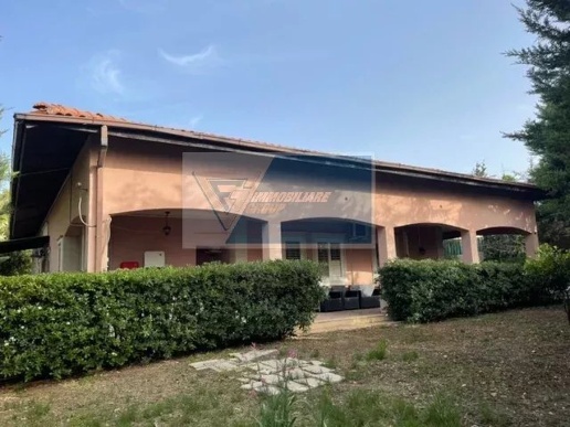 casa indipendente in vendita a Melilli in zona Città Giardino