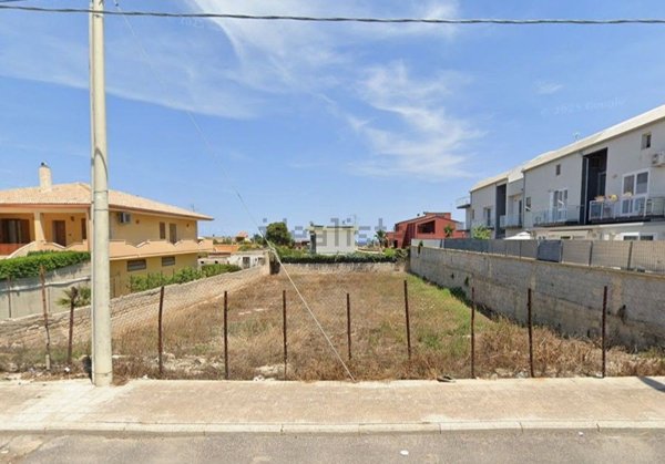 terreno edificabile in vendita a Melilli in zona Città Giardino