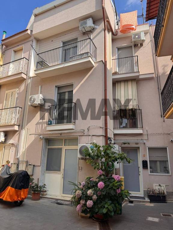 casa indipendente in vendita a Melilli