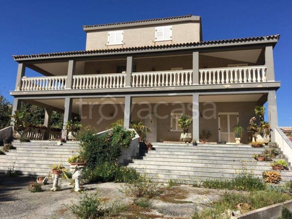 casa indipendente in vendita a Melilli in zona Città Giardino