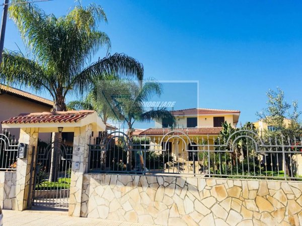 casa indipendente in vendita a Melilli in zona Città Giardino