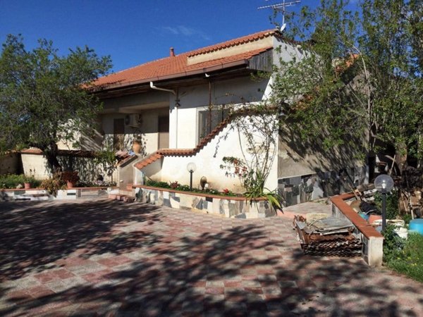casa indipendente in vendita a Melilli in zona Villasmundo