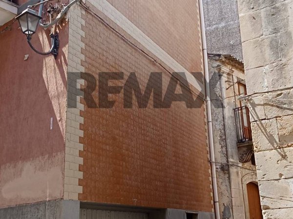 casa indipendente in vendita a Melilli