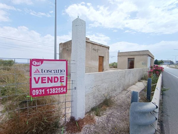 trivano in vendita a Melilli in zona Città Giardino
