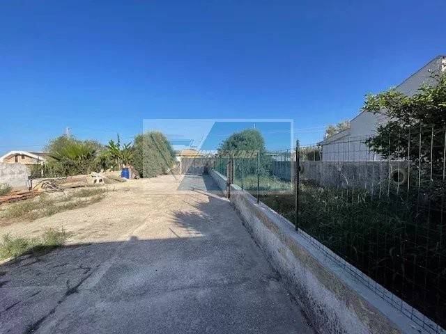 terreno in vendita a Melilli in zona Città Giardino