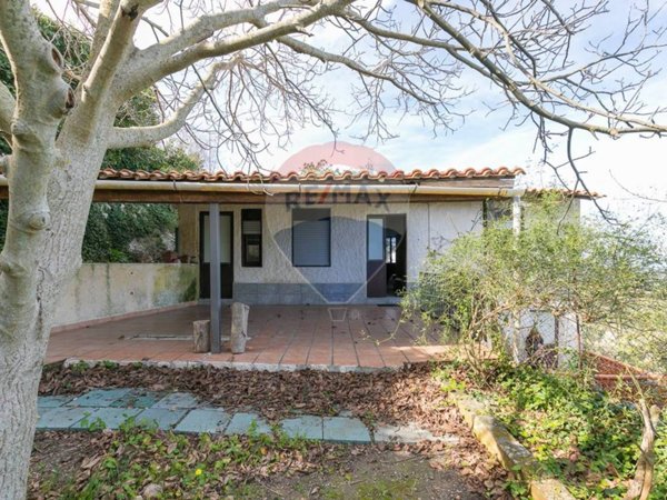 casa indipendente in vendita a Melilli