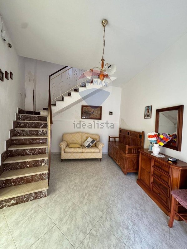 casa indipendente in vendita a Melilli