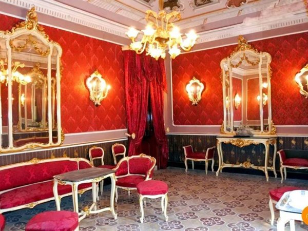 intera palazzina in vendita a Noto