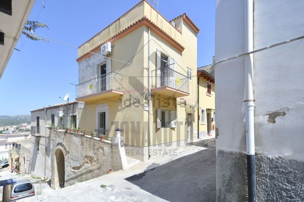 quadrivano in vendita a Noto