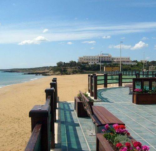 negozio in vendita a Noto in zona Lido di Noto