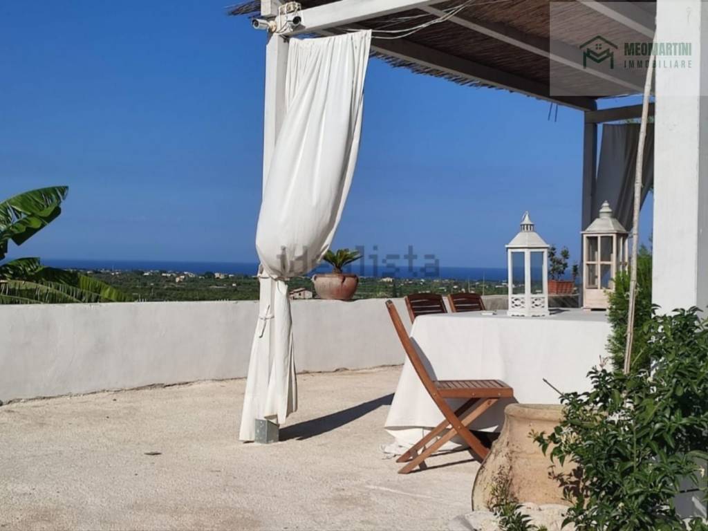 casa indipendente in vendita a Noto in zona Calabernardo