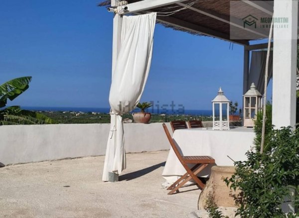 casa indipendente in vendita a Noto in zona Calabernardo